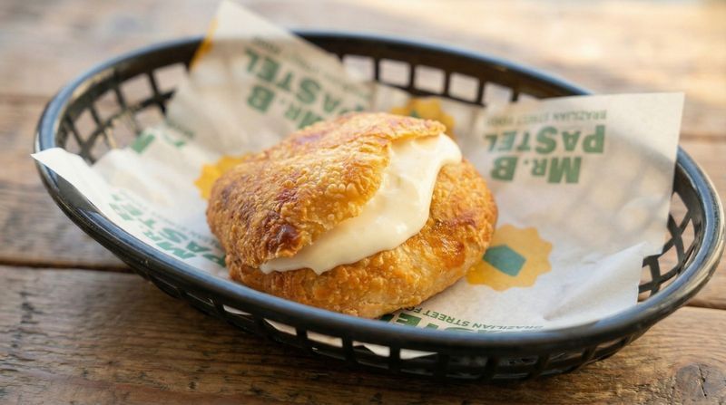Cream Cheese Bread (Requeijão)